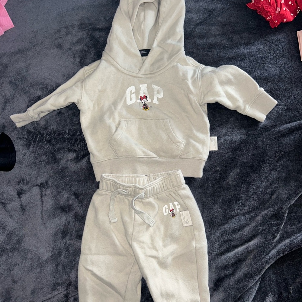 GAP Cream Kids Matching Set